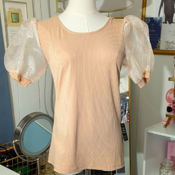 Express Tops - Express Puff Sleeve Top